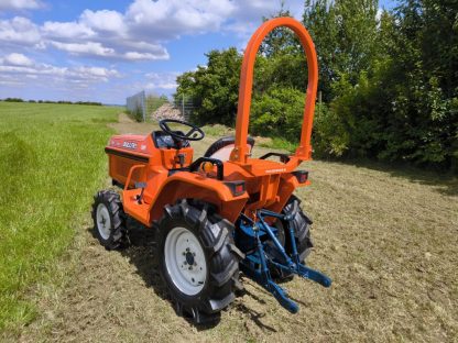 Kubota Aste B1-14 Kleintraktor Allrad, Überrollbügel ÜBERHOLT – Bild 7