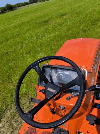 Kubota Aste B1-14 Kleintraktor Allrad, Überrollbügel ÜBERHOLT – Bild 9