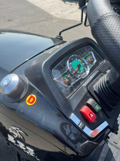 Solis 26 9+9 Panther Kleintraktor Black Edition Seitenschaltung synchronisiert Wechselgetriebe – Bild 18