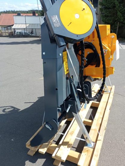 Getriebewinde 70 GX mit 2,2m Klappschild und einer Hilfswinde – Bild 11