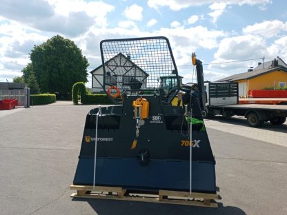 Getriebewinde 70 GX mit 2,2m Klappschild und einer Hilfswinde