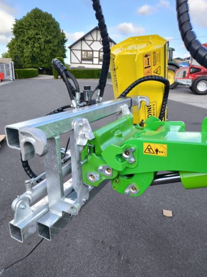 Hydraulischer Mulchkopf mit BBS Seitenverschiebeadapter und Euroaufnahme oder Avant Aufnahme – Bild 7