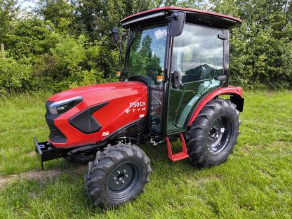 Tym Branson 5025C Kabine SBF