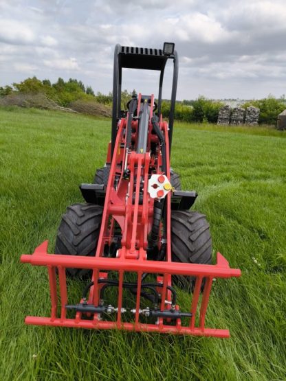 Thaler 2220S Hoflader Radlader SBF – Bild 3