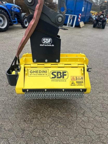 Mieten Ghedini DF10F27 BAGGERMULCHER