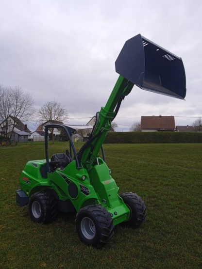 Mieten Avant 735i Multilader Teleskoplader – Bild 3