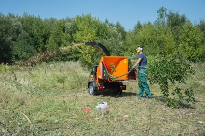 Mieten Pronar MR15 Häcksler mit PKW Fahrwerk – Bild 13