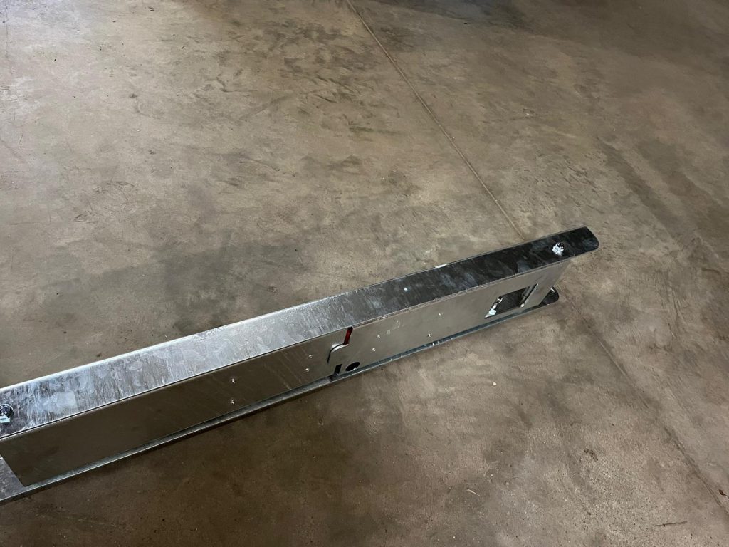 Klappbare Beleuchtung für Rückewagen, Holzanhänger – Bild 10