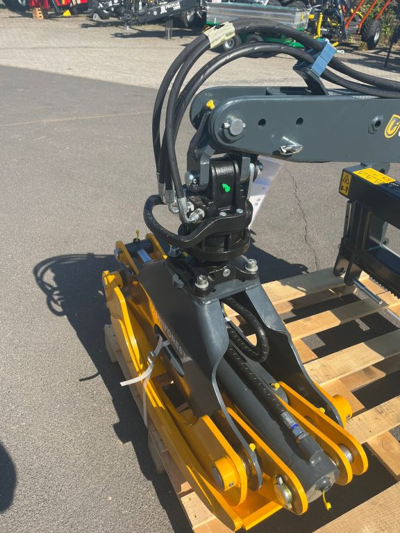 Uniforest Rückezange SCORPION 1800F Frontanbau Euroaufnahme Dreipunktanbau Holzgreifer Frontladergreifer – Bild 10