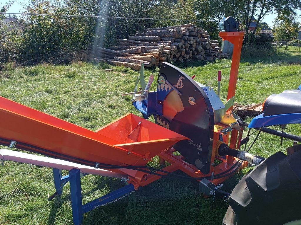 Balfor SHARK Wippkreissäge 700 CNT 4/250 PI – Zapfwelle bis Ø30cm (Förderband Schlepperhydraulik) – Bild 3