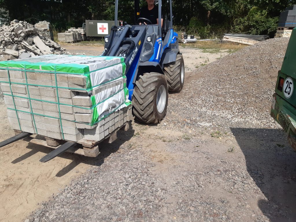 Multione 11.6 Teleskoplader Radlader Hoflader Kabine SBF – Bild 11