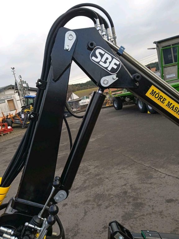 Ladekran 5,4m, Forstkran 51-5, Rückekran 4 Zylinder-Schwenkwerk, Teleskop, Weitwinkel, Dreipunkt – Bild 3