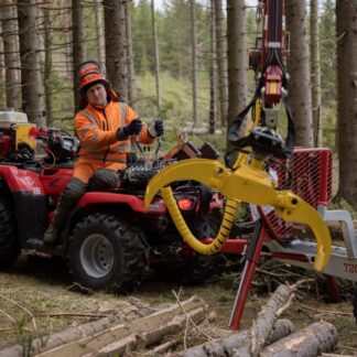 Kranman T2000 Rückewagen - verschiebbarer Rungenkorb - ATV Quad - Hydraulisches Drehgestell - Teleskopierbar
