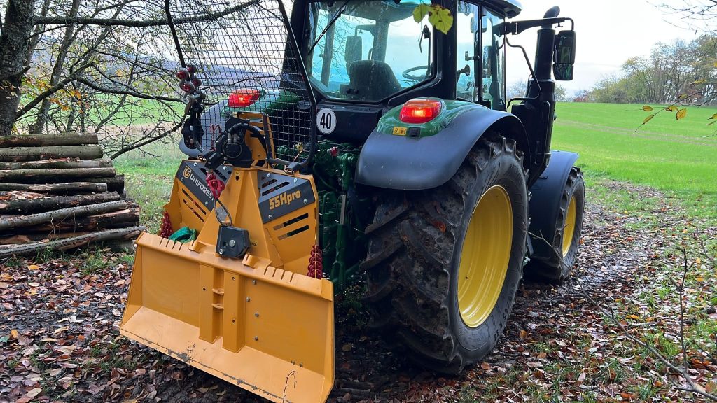 Uniforest 55Hpro Forstseilwinde Funk Zapfwelle 5,5 to 1,8m Schild Terra Funk – Bild 12