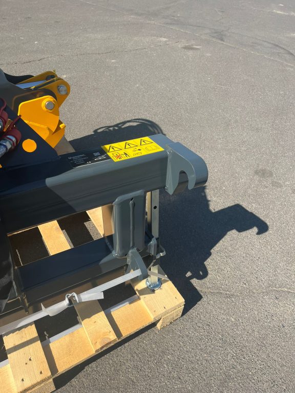 Uniforest Rückezange SCORPION 1800F Frontanbau Euroaufnahme Dreipunktanbau Holzgreifer Frontladergreifer – Bild 13