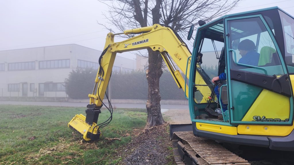 Ghedini DF10 DF13 Forstmulcher Baggermulchkopf max. Ø25 cm SBF – Bild 9