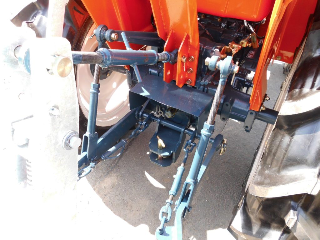 Kubota Traktor B1-17 mit Allradantrieb – Bild 8