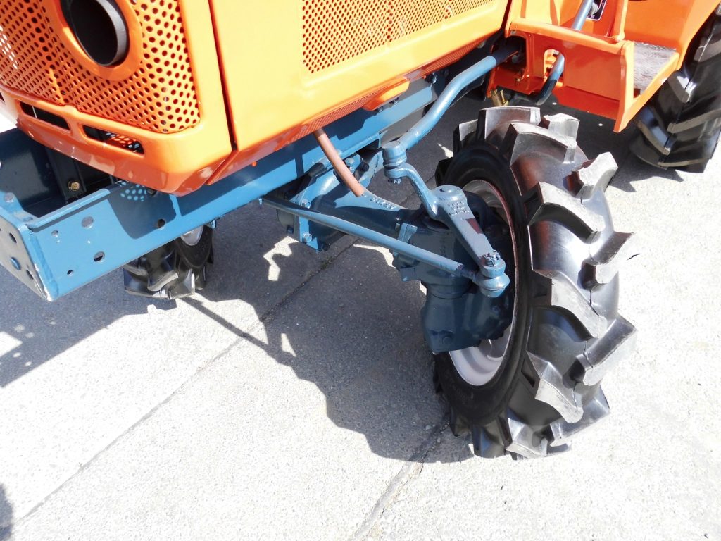 Kubota Traktor B1-17 mit Allradantrieb – Bild 13