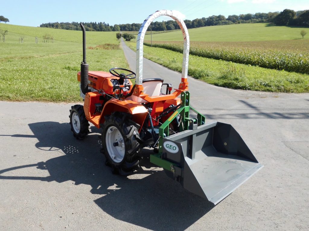 Kubota Traktor B1400 mit Allradantrieb und Heckschaufel 100 cm – Bild 5