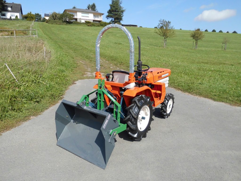 Kubota Traktor B1400 mit Allradantrieb und Heckschaufel 100 cm – Bild 8