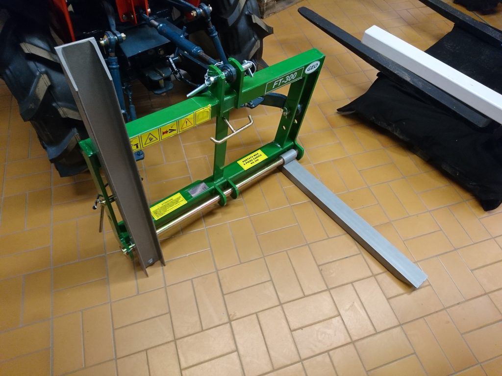 GEO FT 300 Palettengabel Heckanbau verstellbar für Kleintraktor
