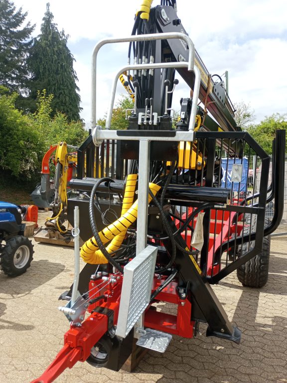 Stehpodest für Rückewagen, Holzanhänger – Bild 4