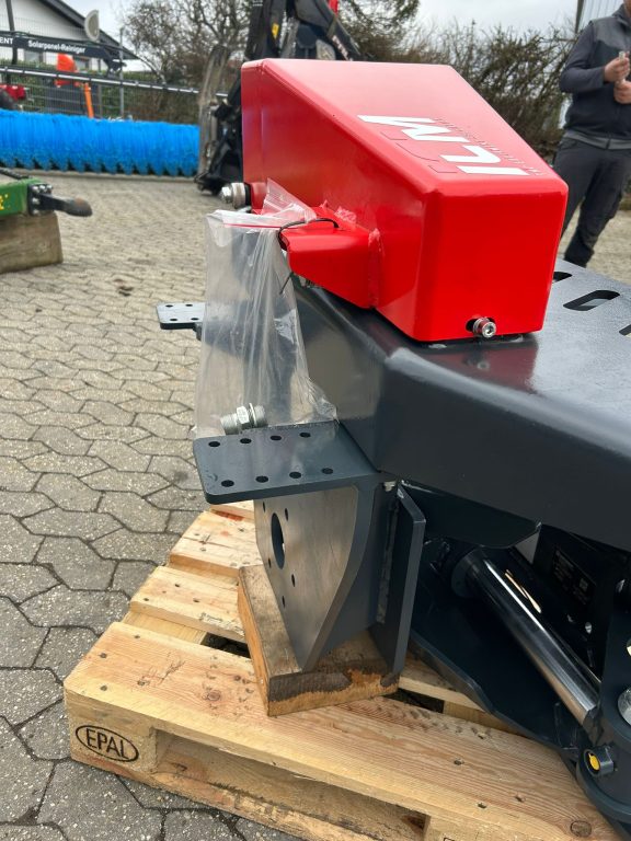 Uniforest Uniforest Premium 36 Holzgreifer mit Sägeeinheit hydraulische Kettensäge Greifersäge – Bild 6