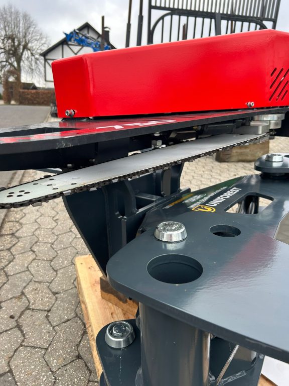 Uniforest Uniforest Premium 36 Holzgreifer mit Sägeeinheit hydraulische Kettensäge Greifersäge – Bild 7