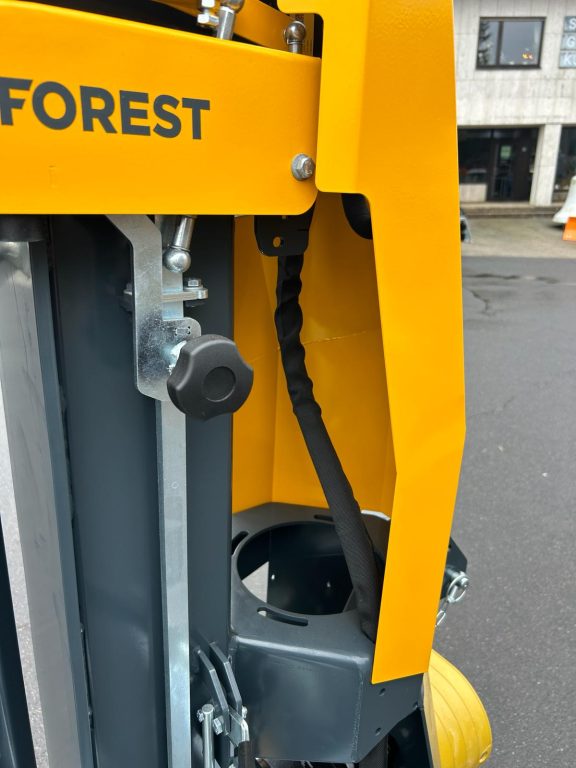 Aktion Holzspalter Uniforest TITANIUM 18 CD Zapfwellenantrieb Gusspumpe schnell SBF – Bild 11