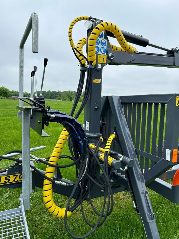 Mieten KTS Rückewagen 7000 mit 5,4m Kran – Bild 10