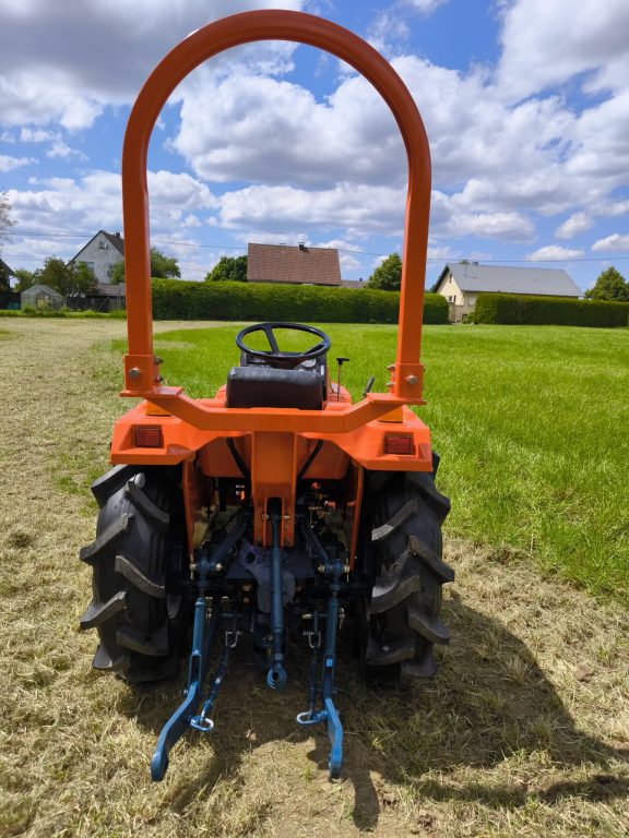 Kubota XB-1 Kleintraktor, Allrad, Überrollbügel, ÜBERHOLT – Bild 8