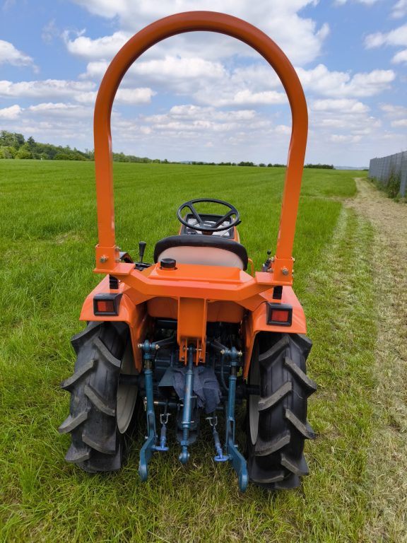 Kubota B1-15 Kleintraktor Allrad, Überrollbügel ÜBERHOLT – Bild 5