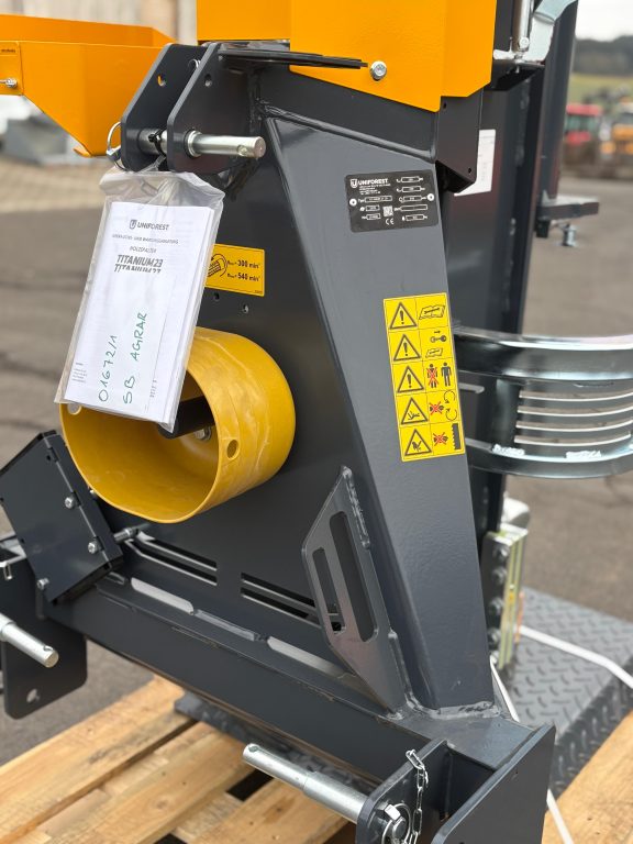 Holzspalter Uniforest TITANIUM 27 CD mit Winde 8 HR für Titanium 23/27 Funksteuerung schnell Gusspumpe Profi – Bild 3