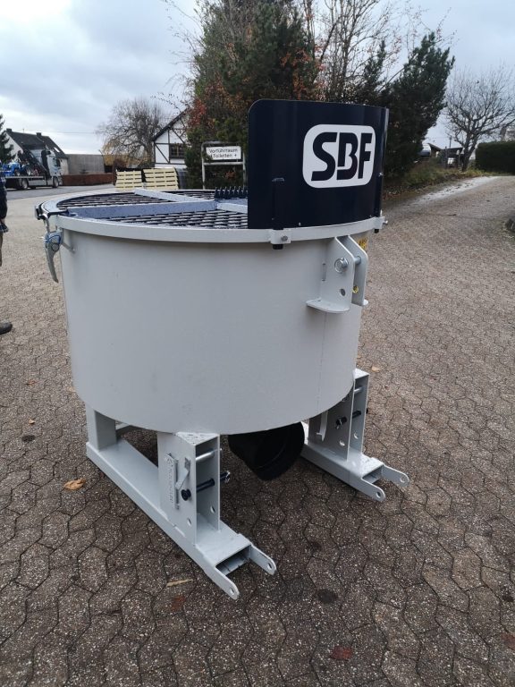 SBF UBCM600-W1 Betonmischer Zwangsmischer für Traktoranbau – Bild 9