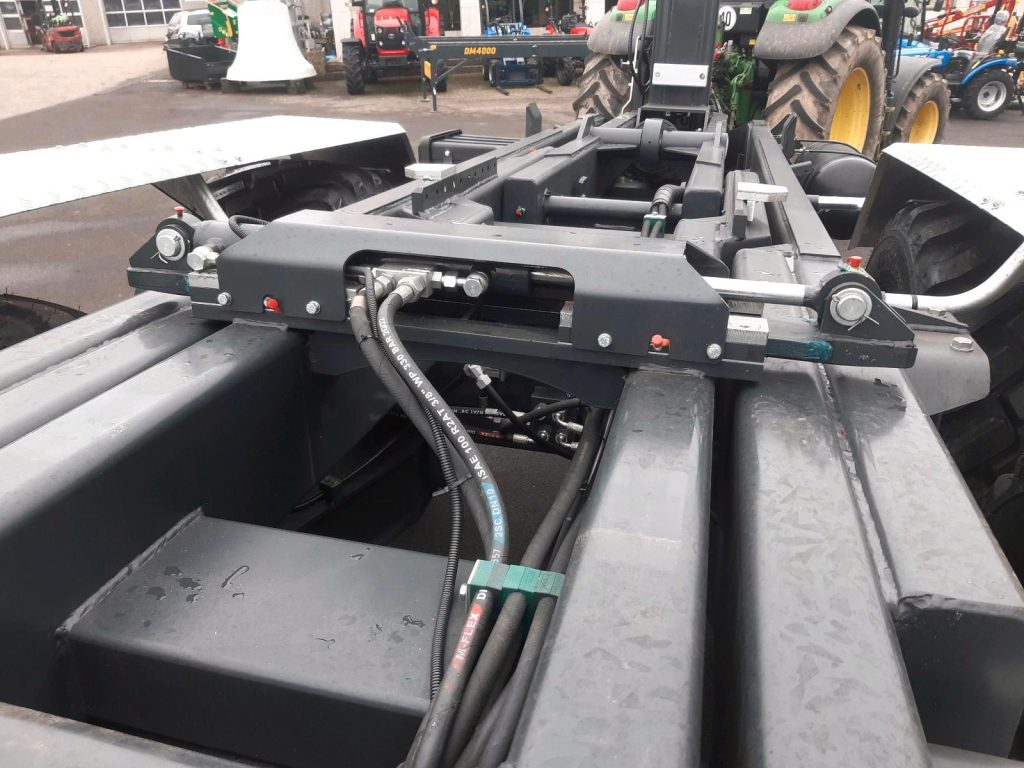 T285 Pronar Hakenliftanhänger Muldenkipper SBF 21 to Abroller – Bild 9