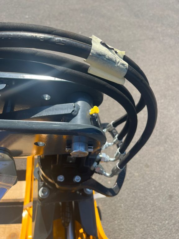 Uniforest Rückezange SCORPION 1800F Frontanbau Euroaufnahme Dreipunktanbau Holzgreifer Frontladergreifer – Bild 7