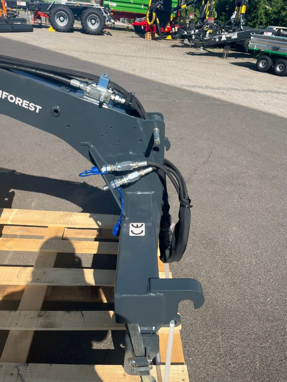 Uniforest Rückezange SCORPION 1800F Frontanbau Euroaufnahme Dreipunktanbau Holzgreifer Frontladergreifer – Bild 6