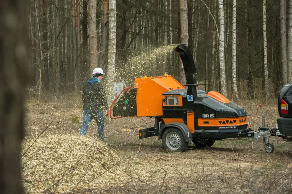 Pronar MR-15 Holzhäcksler 750 kg Anhänger Hacker Hackschnitzel – Bild 6