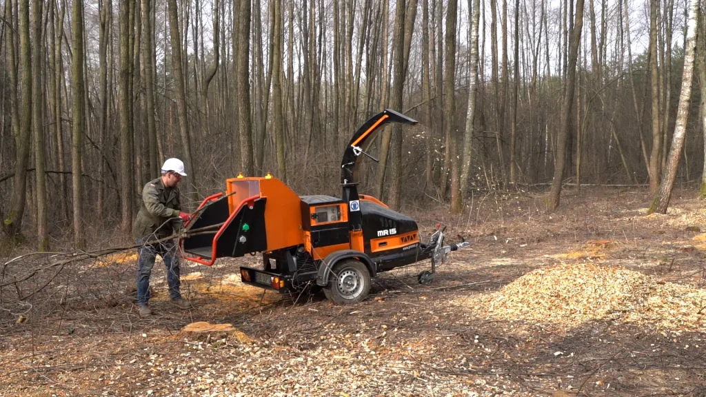 Pronar MR-15 Holzhäcksler 750 kg Anhänger Hacker Hackschnitzel – Bild 9