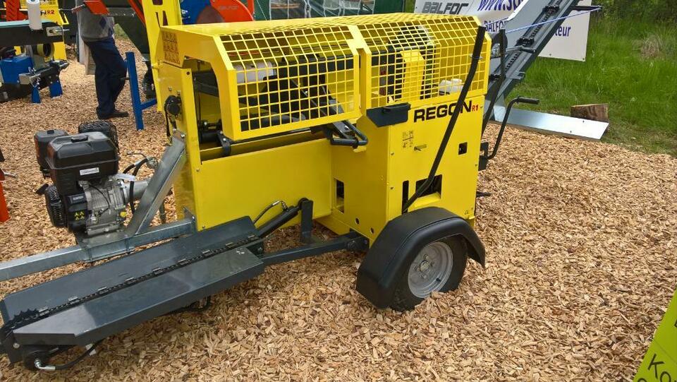 Regon R1 Benzinantrieb Sägespaltautomat Brennholzautomat mit Stammheber – Bild 4