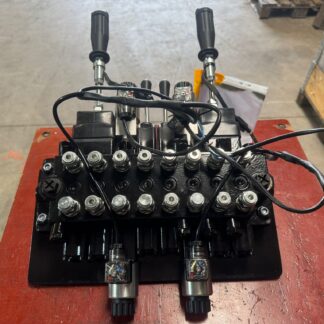 Finn-Rotor Ventilsteuerung Steuergerät Handsteuerventil ON/OFF Kran / Rückewagen
