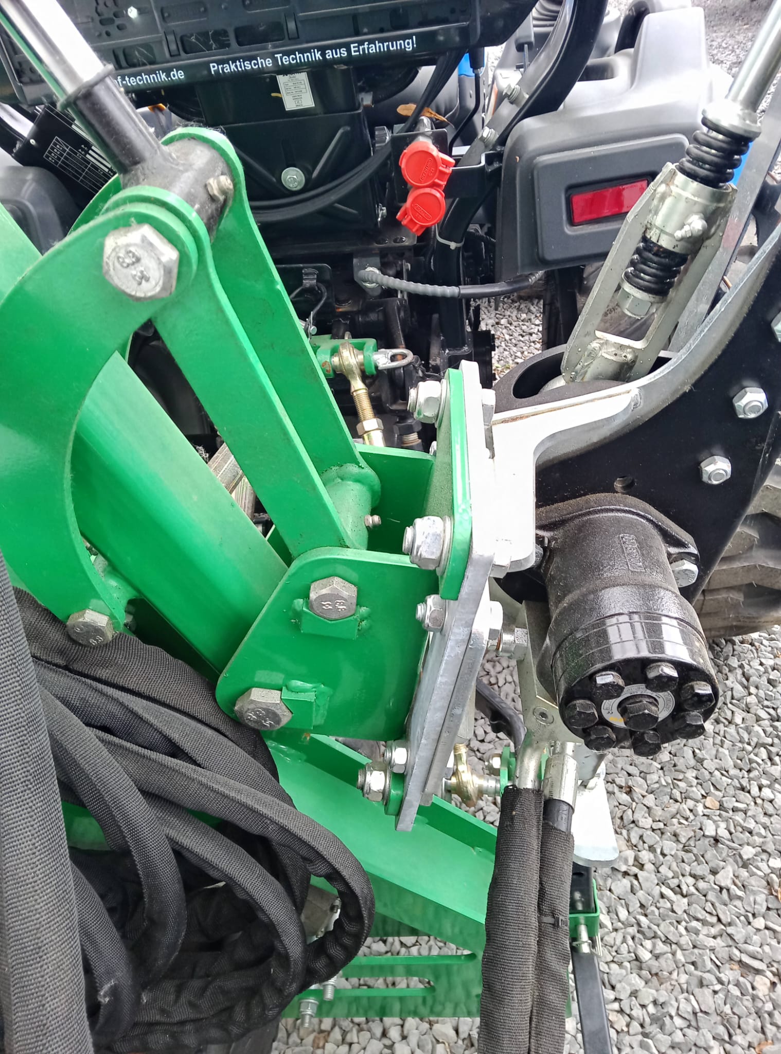 Geo AM80 Auslegearm mit BBS 1,2m Heckenschere – Bild 5