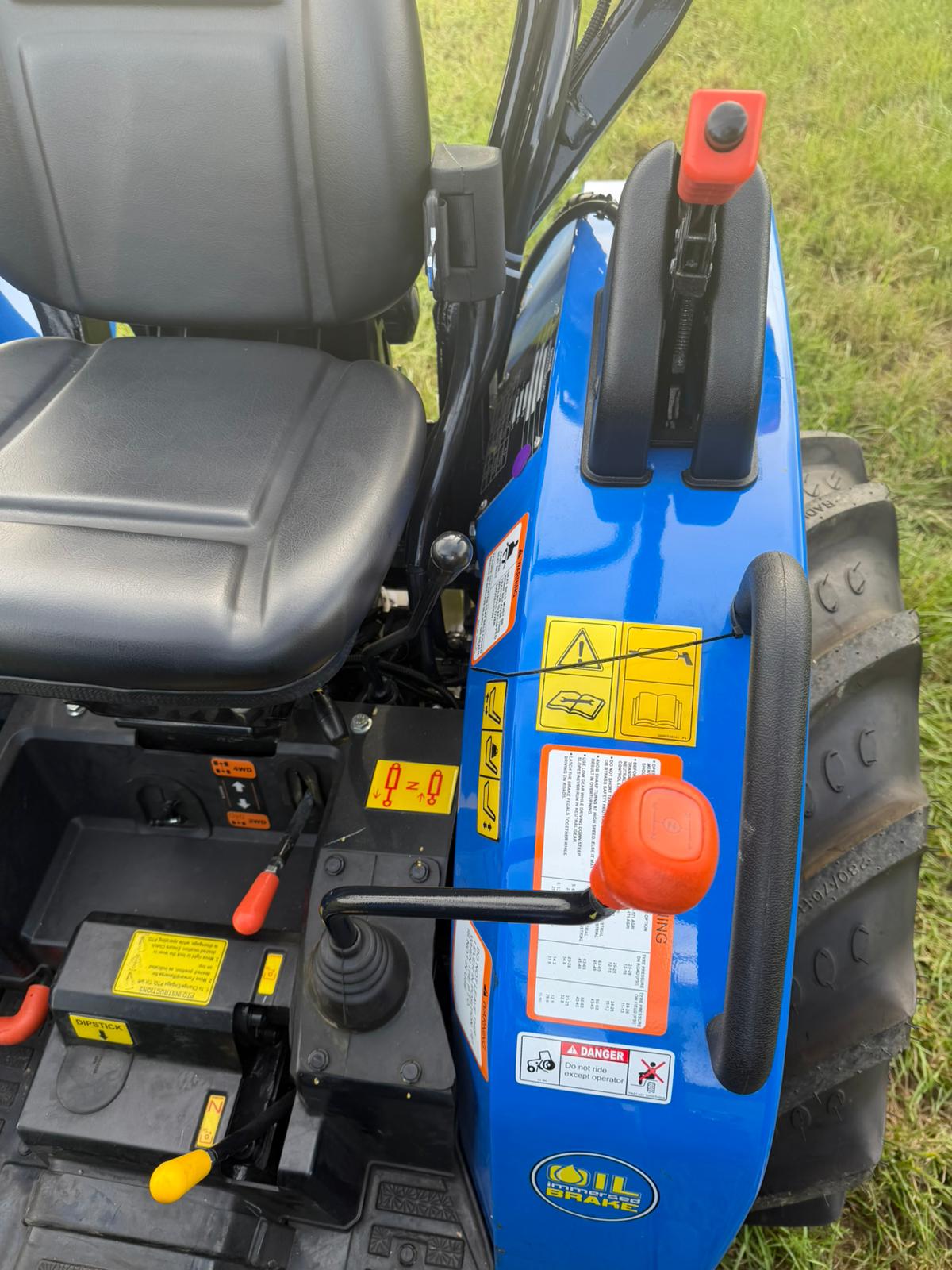 Solis 26 Seitenschalter Frontlader Schlepper Traktor SBF – Bild 11