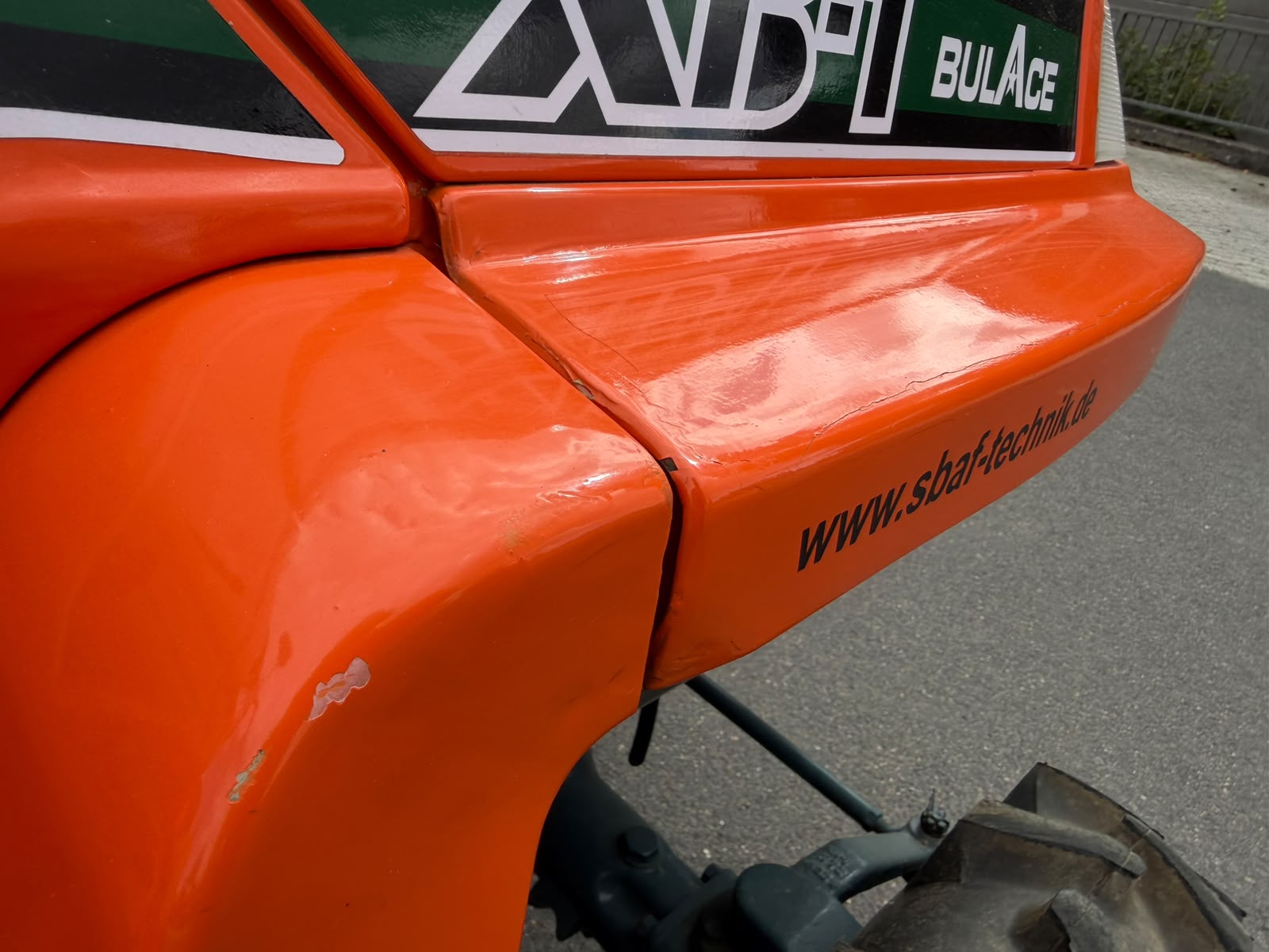 Kubota XB-1 Kleintraktor Schmalspurschlepper Minitraktor SBF – Bild 13